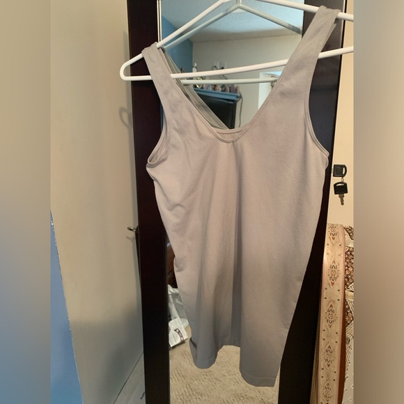 GREY TANK TOP - Picture 1 of 2